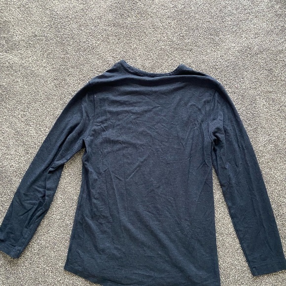 Lululemon men’s Sz small 5 year basic long sleeve shirt EUC - Picture 2 of 3